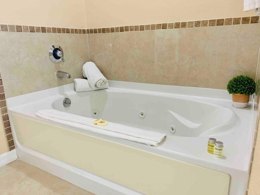Walking Distance From Universal One Bedroom Resort Orlando Exterior photo