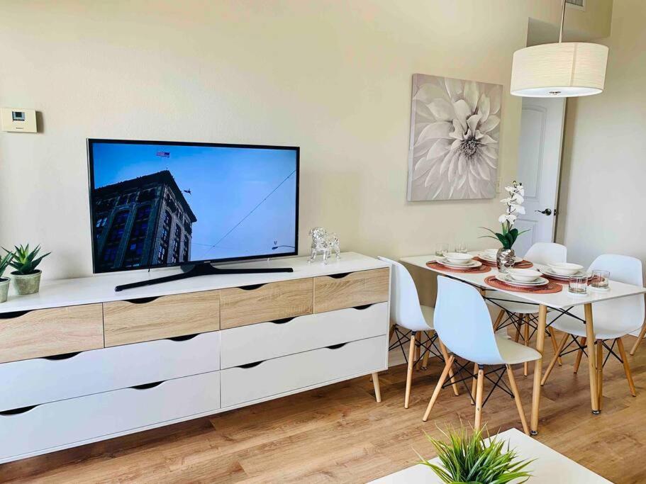 Walking Distance From Universal One Bedroom Resort Orlando Exterior photo
